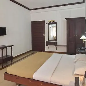 alleppey-prince-hotel.hotels-alappuzha.com/