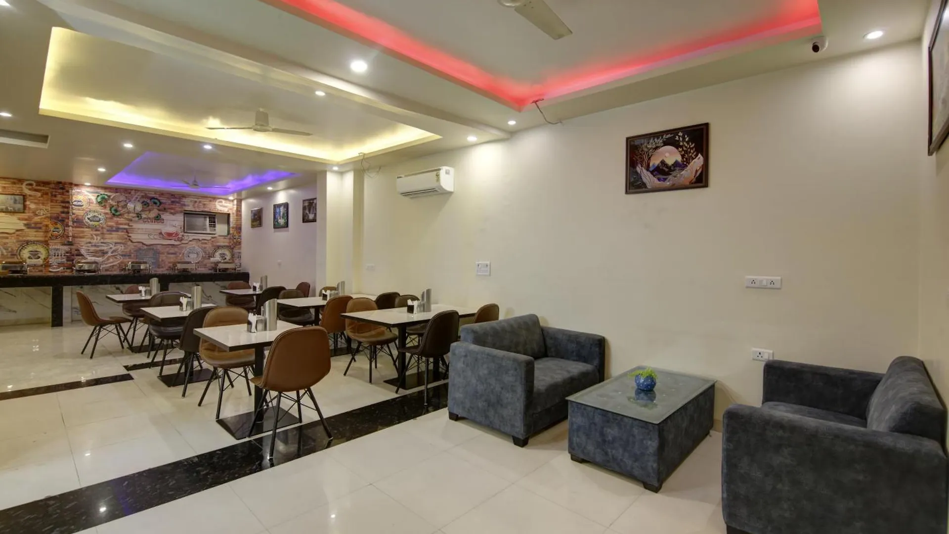 ****  Hotel Smart Signature Delhi Airport 新德里 印度
